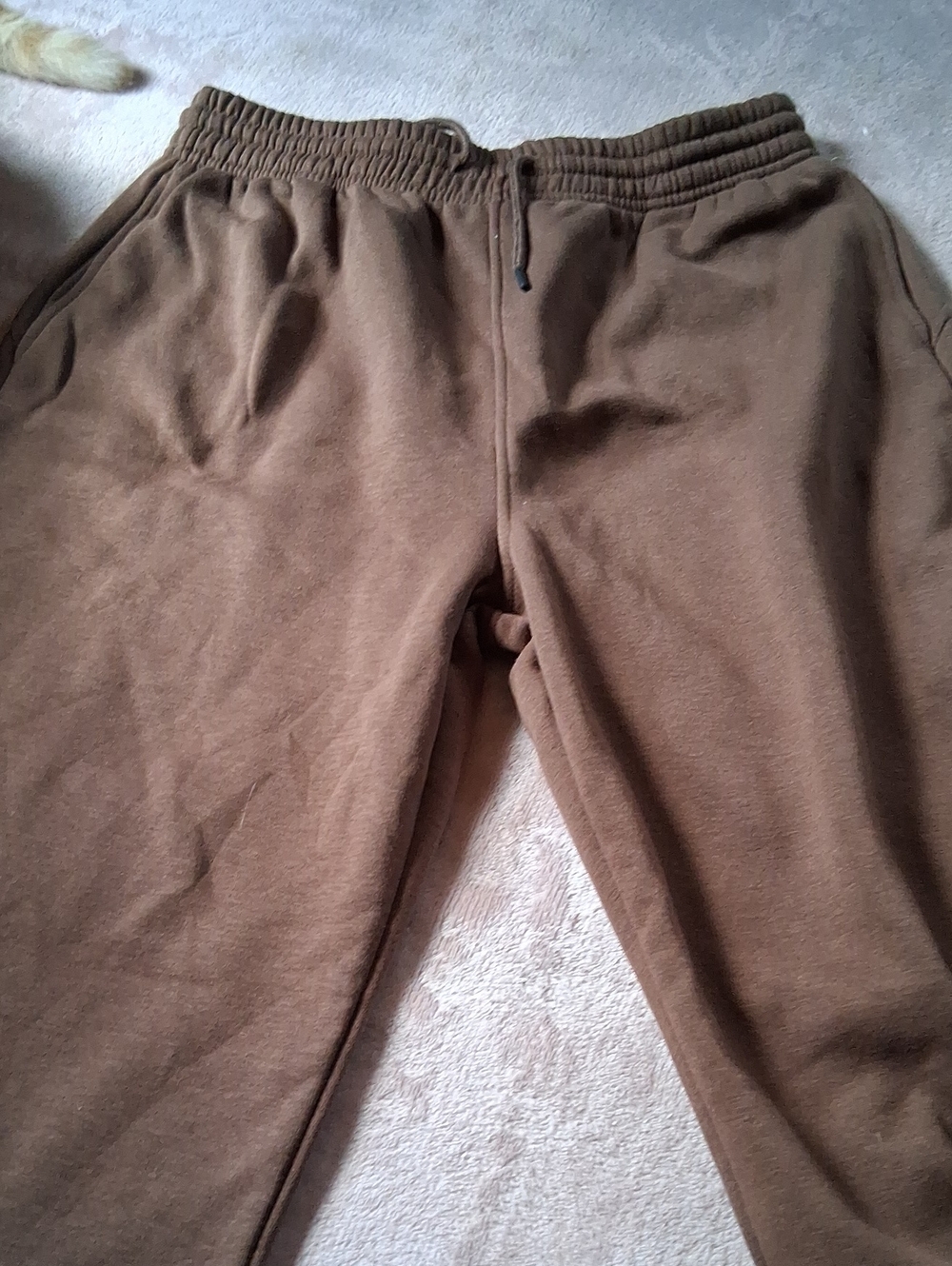 Men's Brown Fleece Jogger Sweatpants - Casual Comfort